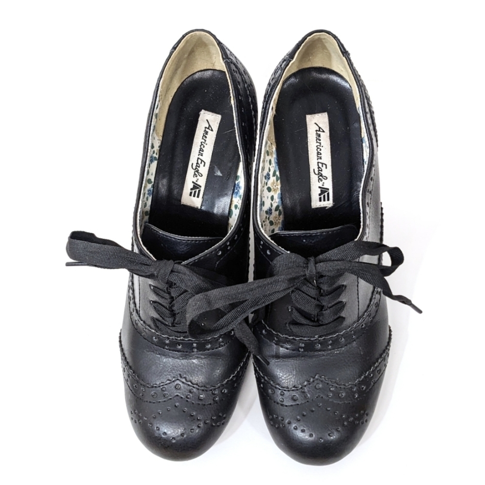 AMERICAN Eagle Oxford Vintage Inspired Lace Up Heeled Booties 9.5 - Picture 2 of 10
